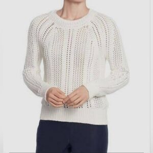 T Tahari Cream Crew Neck Sweatersize Small
